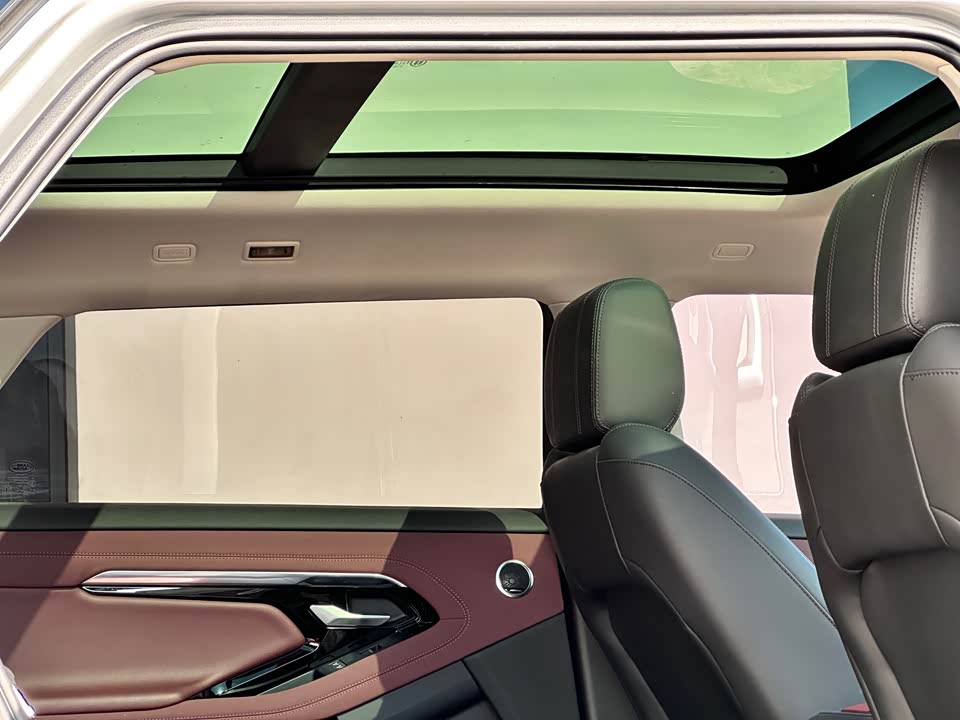 Land Rover Range Rover Aurora