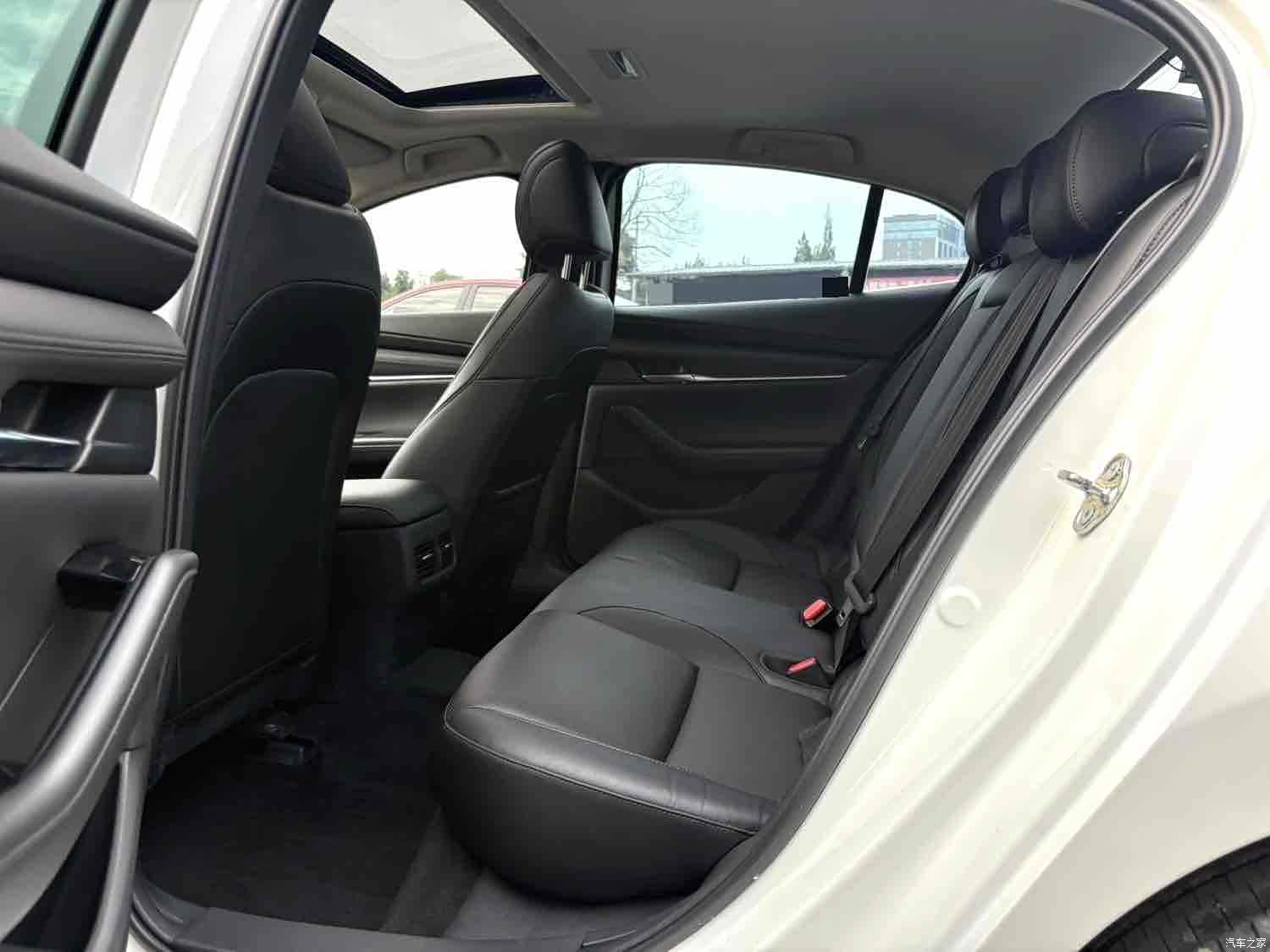 Mazda Mazda3, 2020 6