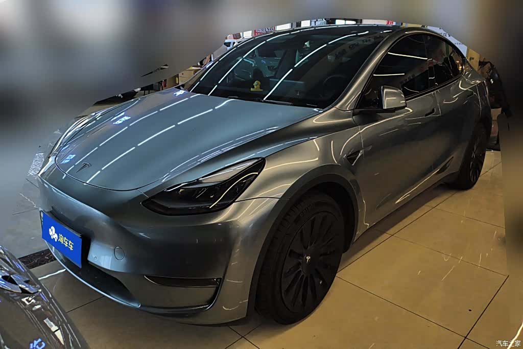 Tesla Model Y, 2022 1