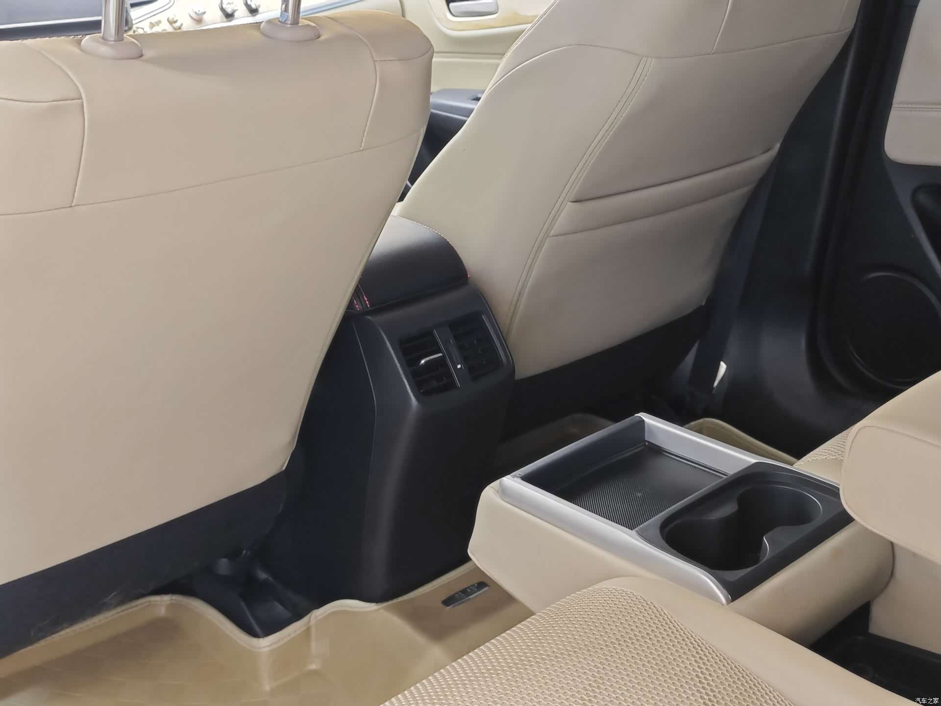 Honda Jade, 2014 23