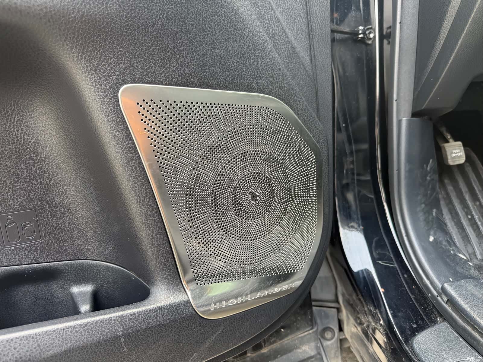 Toyota Highlander, 2016 17