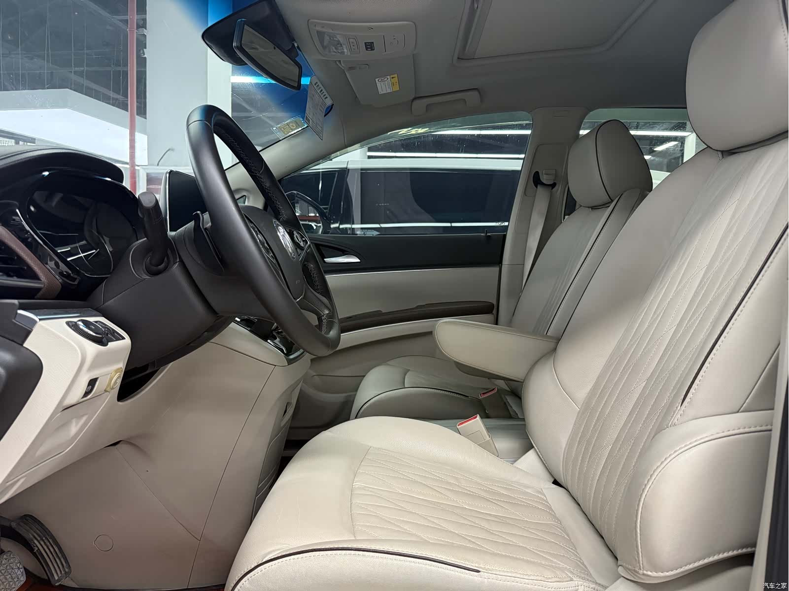 Buick GL8, 2021 4