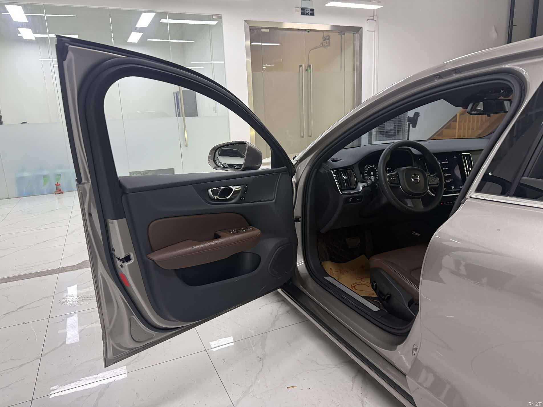 Volvo S60, 2021 8