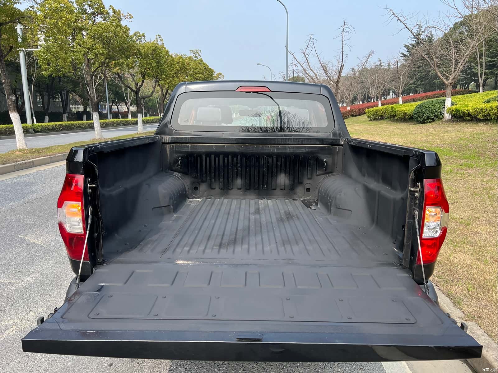 Maxus T60, 2018 7