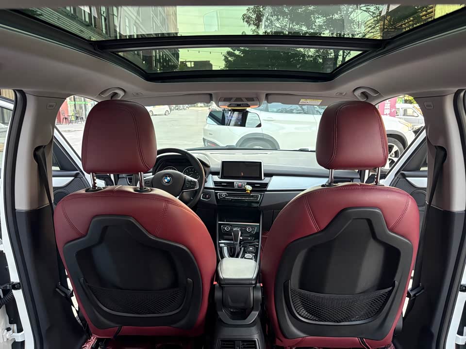 BMW 2 series station wagon