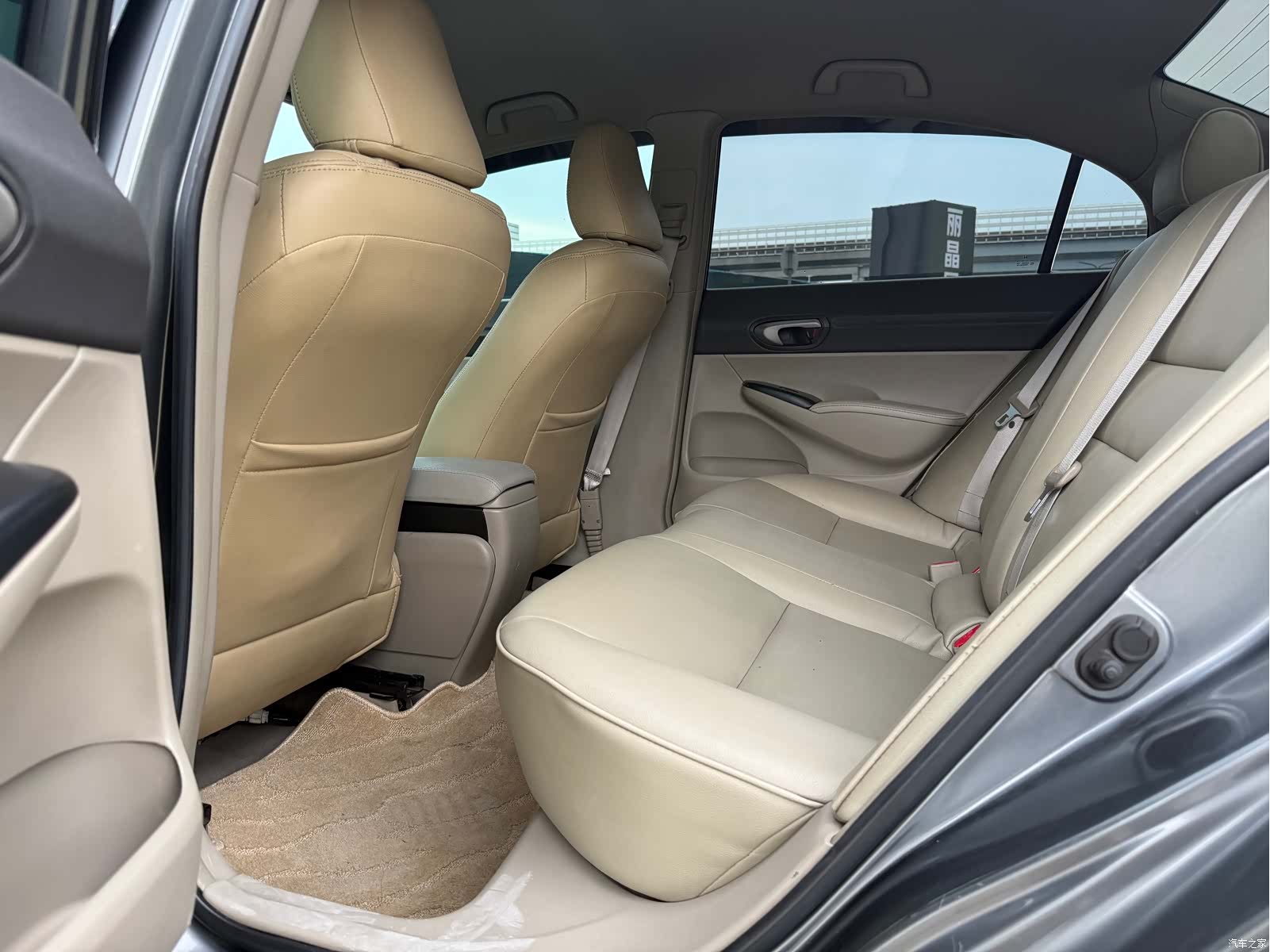 Honda Civic, 2011 6