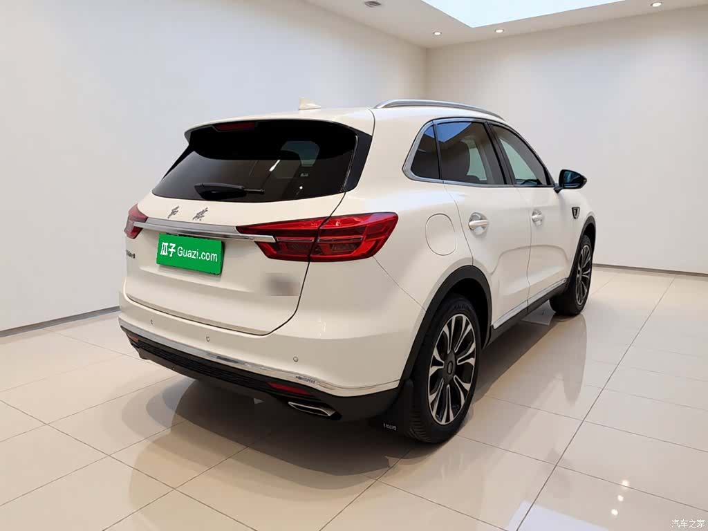 Hongqi HS5, 2020 6