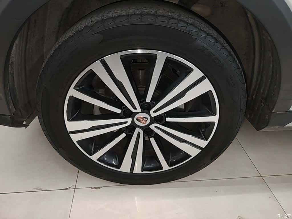 Roewe RX5, 2019 23