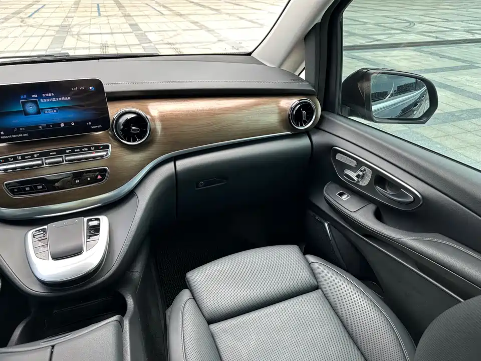 Mercedes-Benz V-class Mercedes-Benz V-class