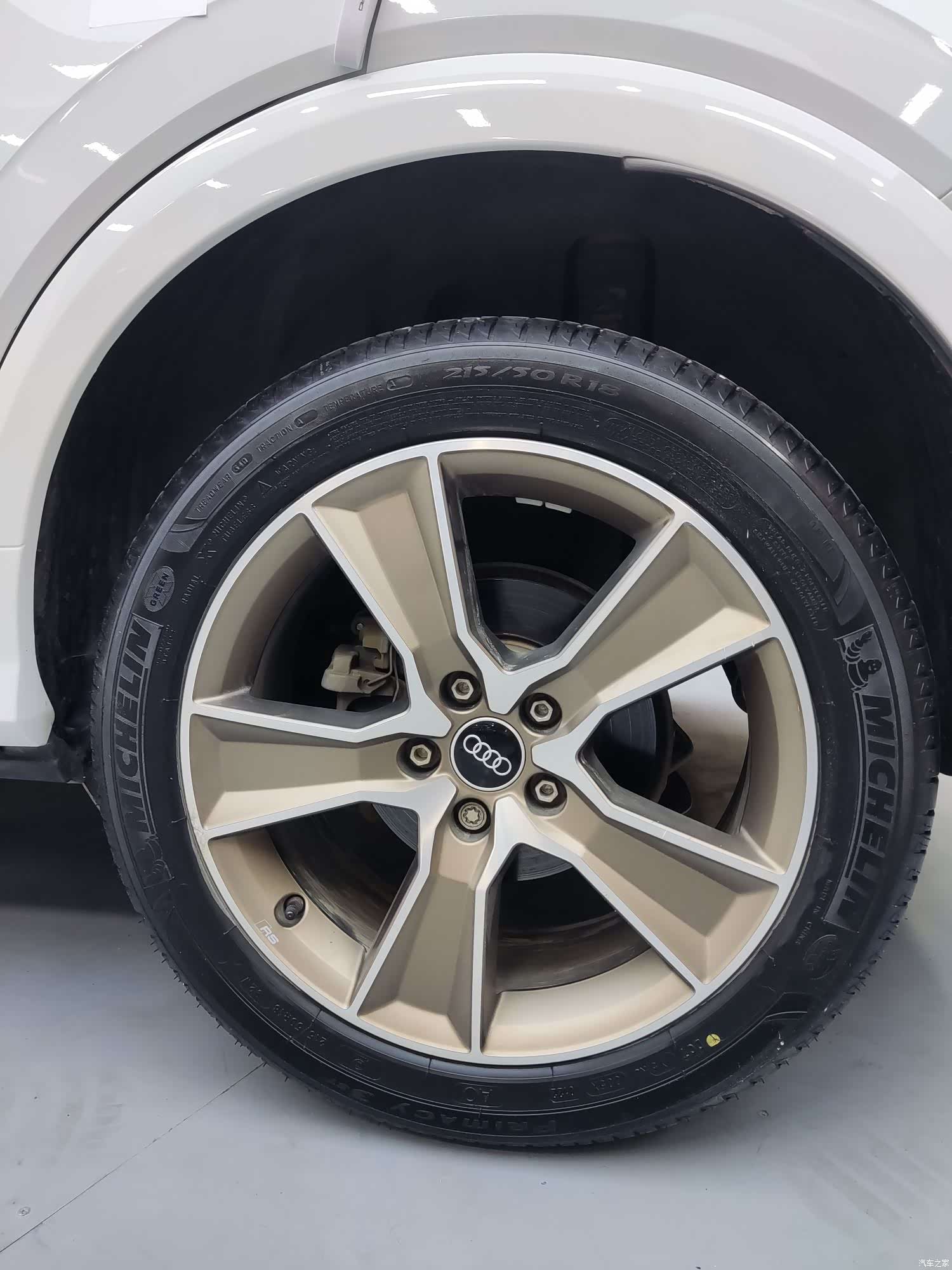 Audi Q2L, 2022 15