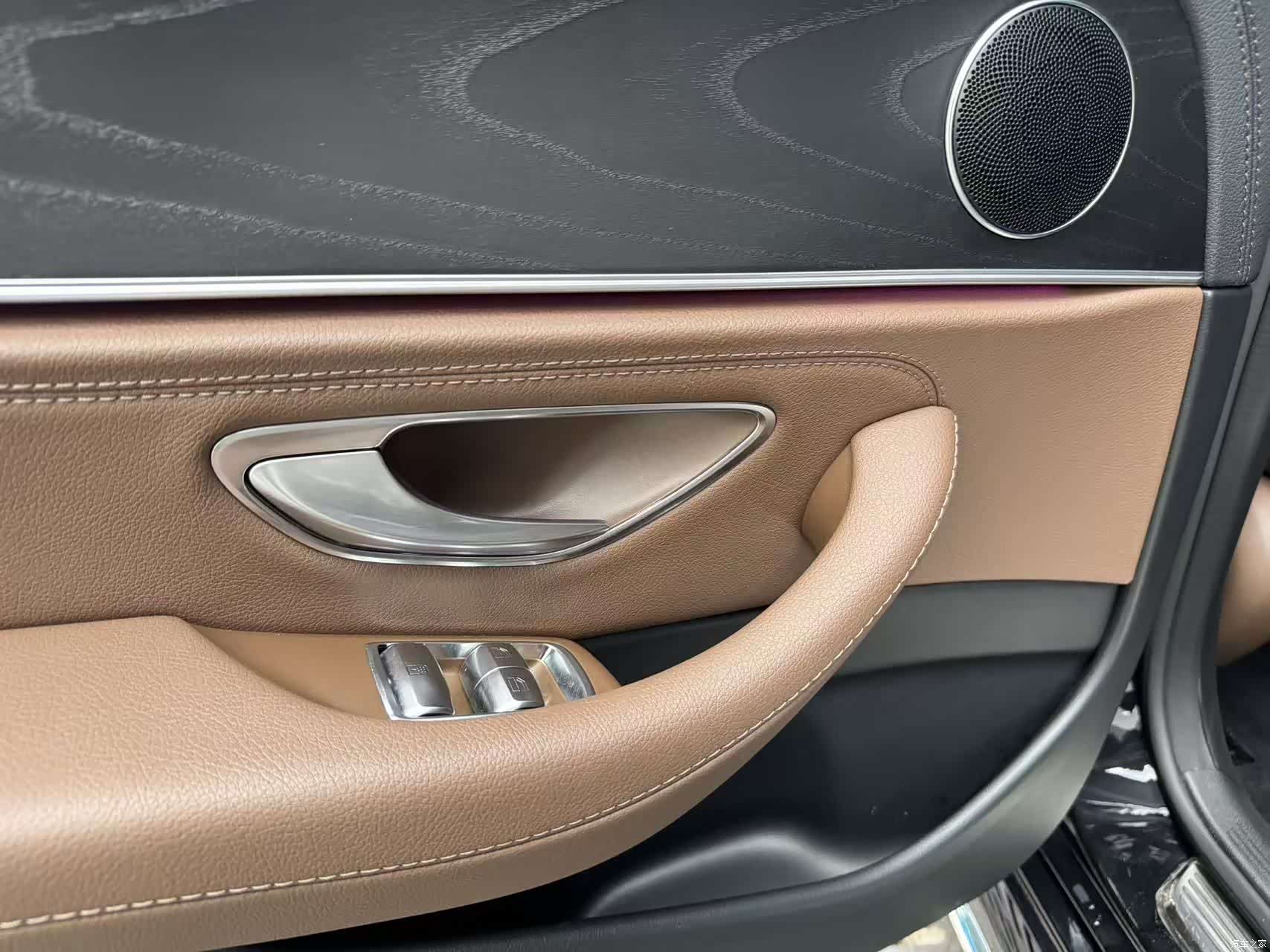 Mercedes-Benz E-Class, 2023 15
