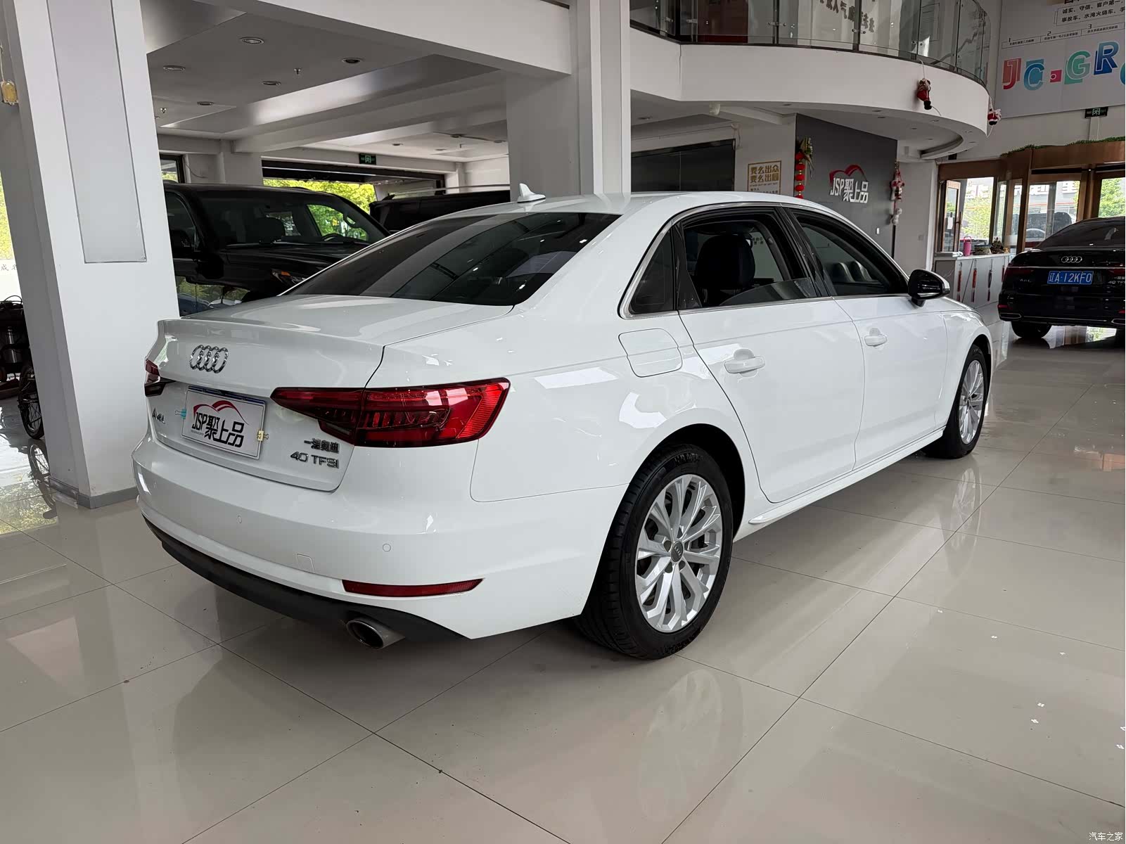Audi A4L, 2017 10