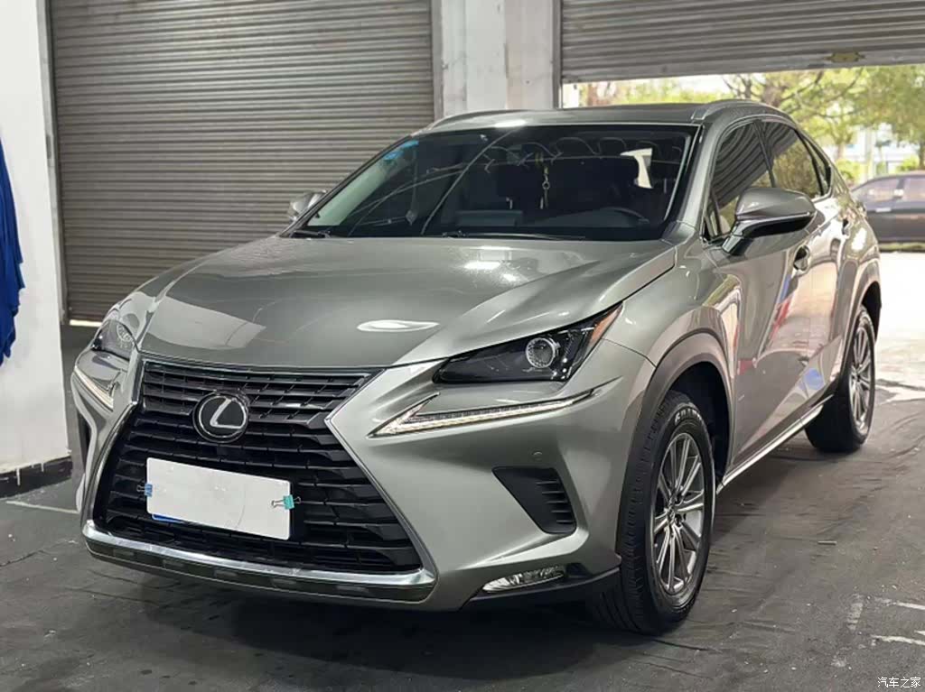 Lexus NX, 2020 2