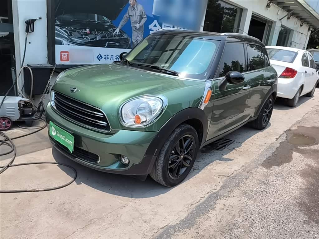 Mini COUNTRYMAN
