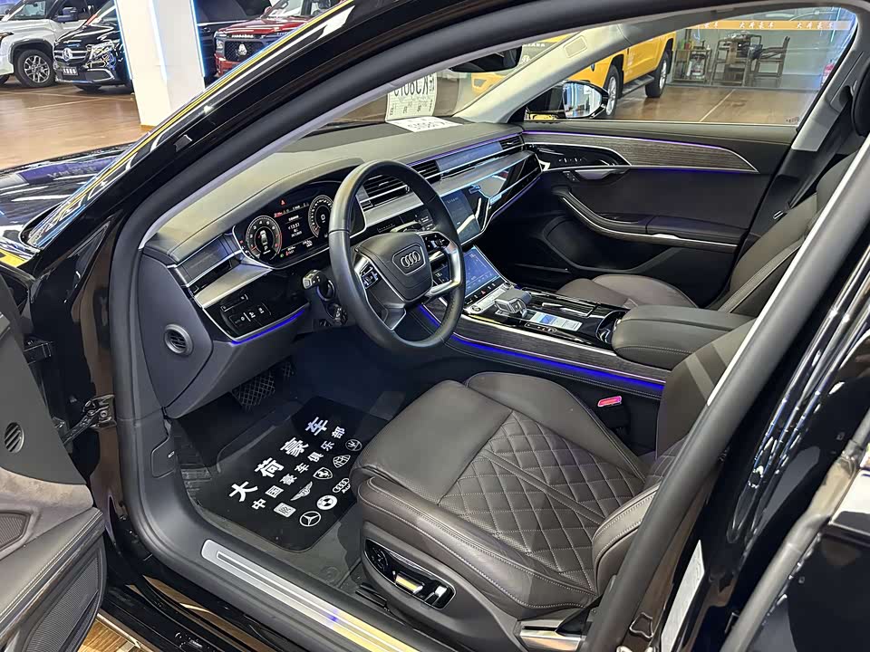 Audi A8 Audi A8