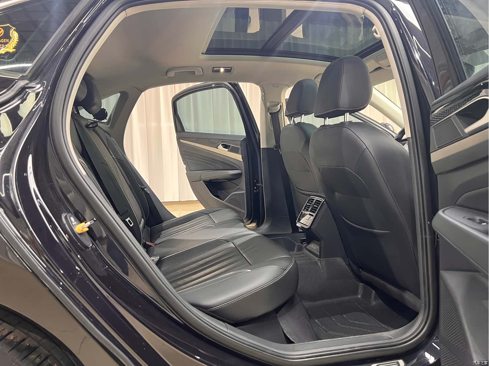 Volkswagen Passat, 2021 11