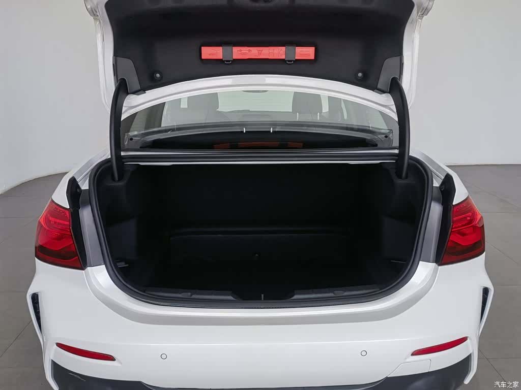 BMW 1 Series, 2020 16