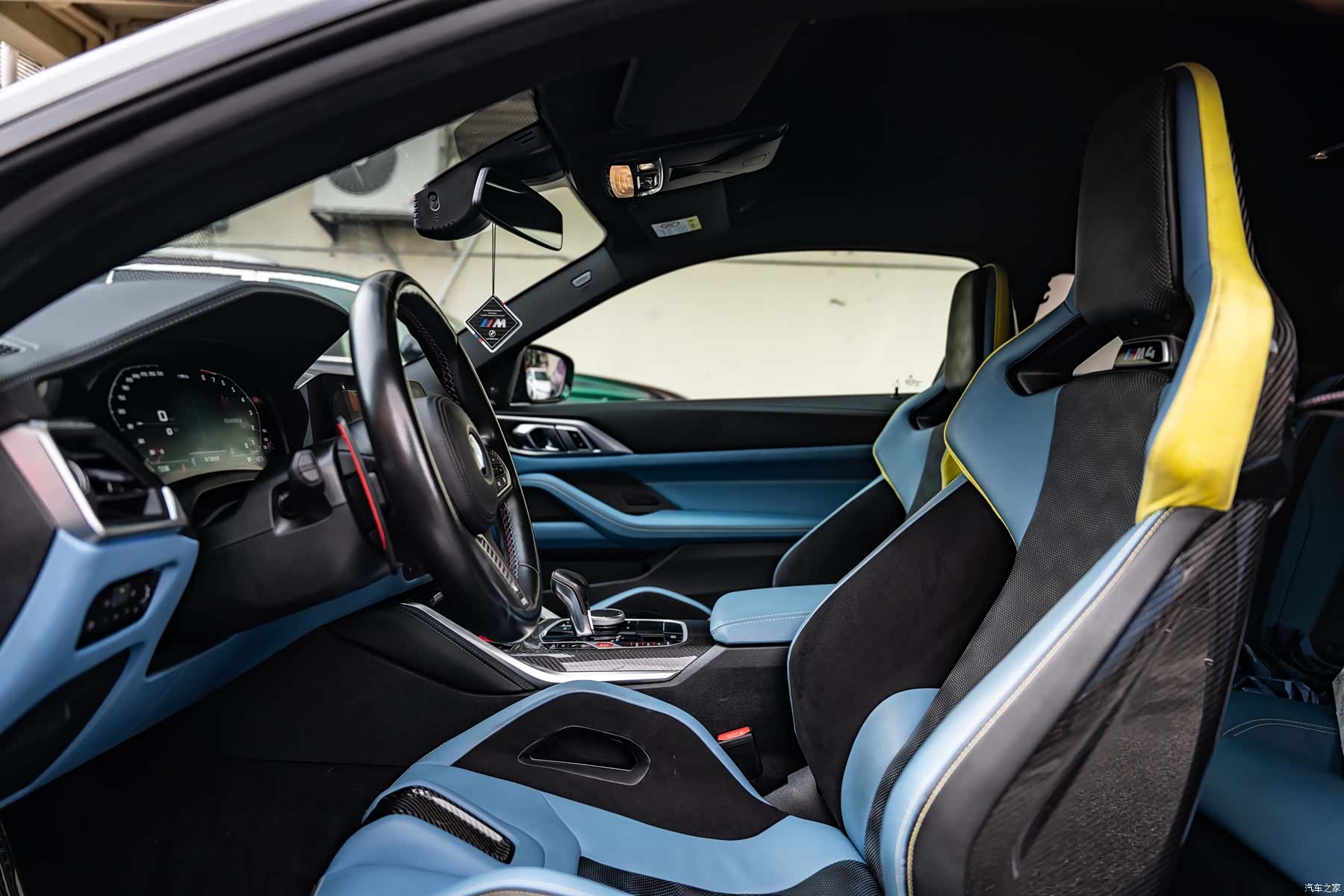 BMW M4, 2023 18