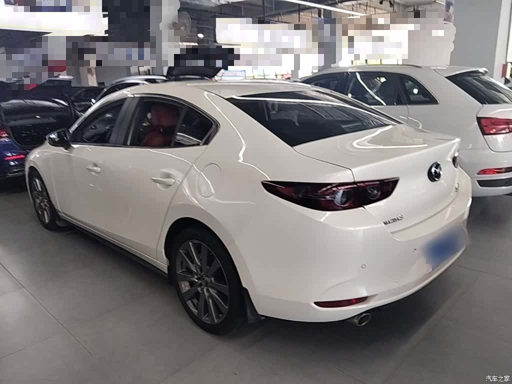 Mazda Mazda3, 2023 все фото