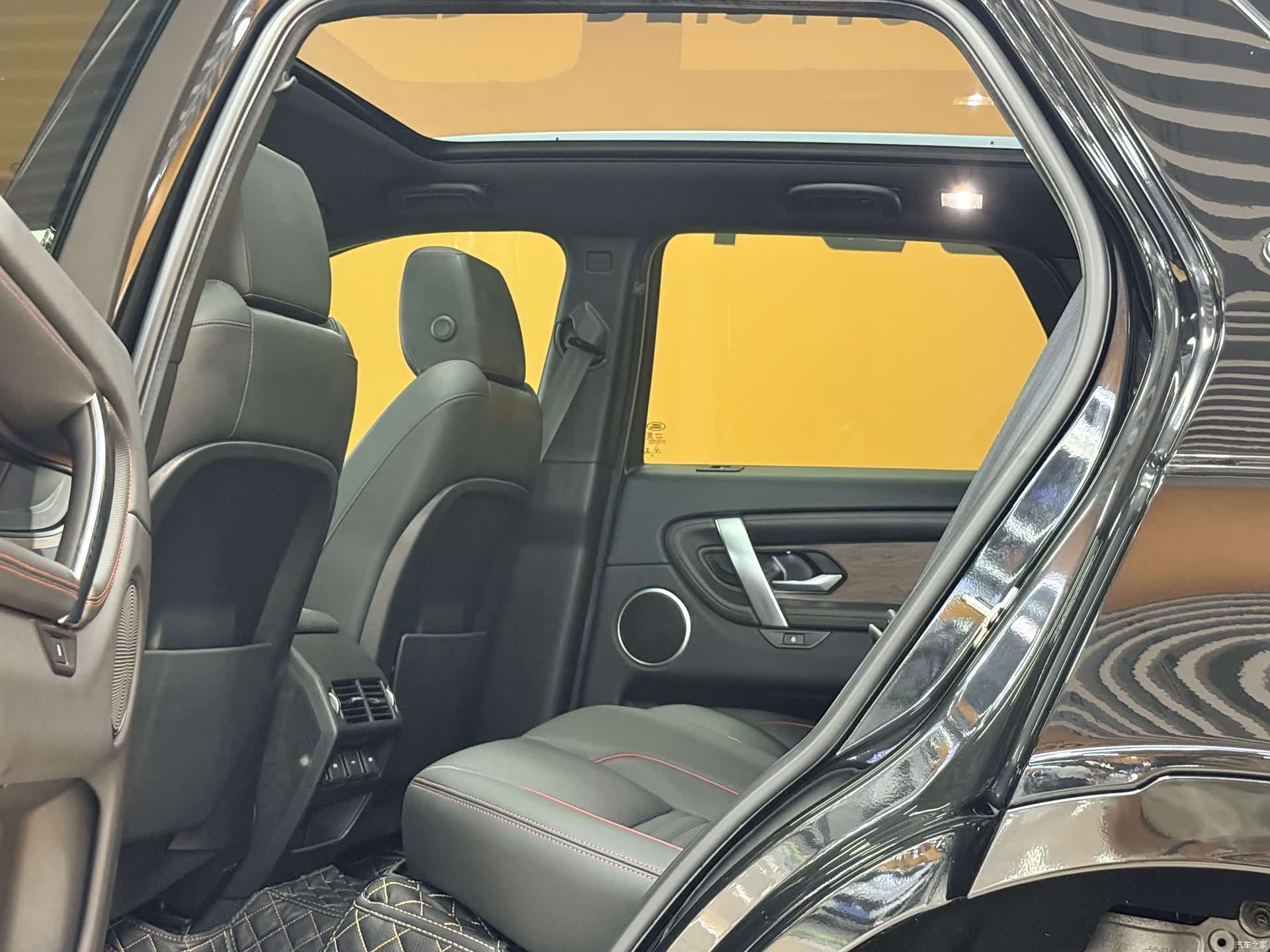 Land Rover Discovery, 2021 8