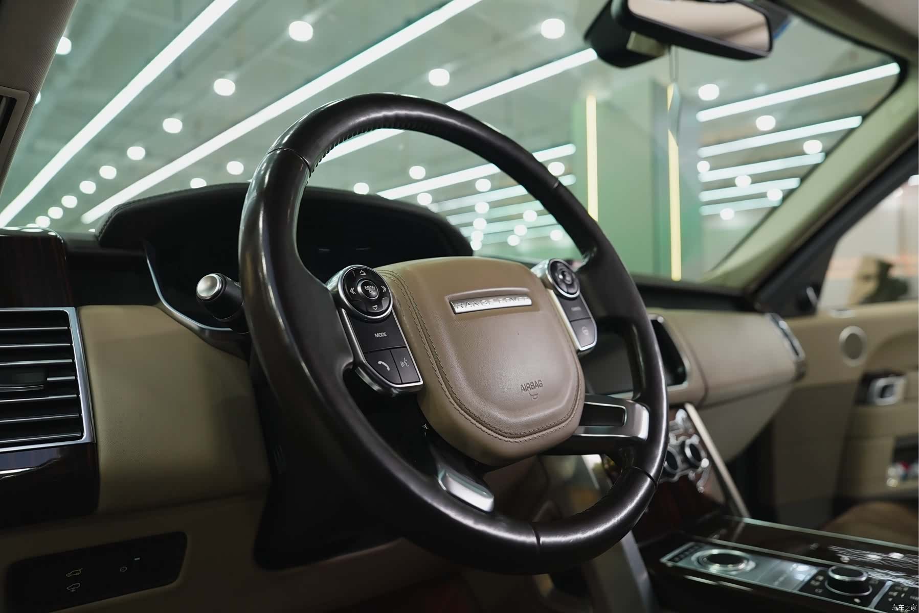 Land Rover Range Rover, 2015 12