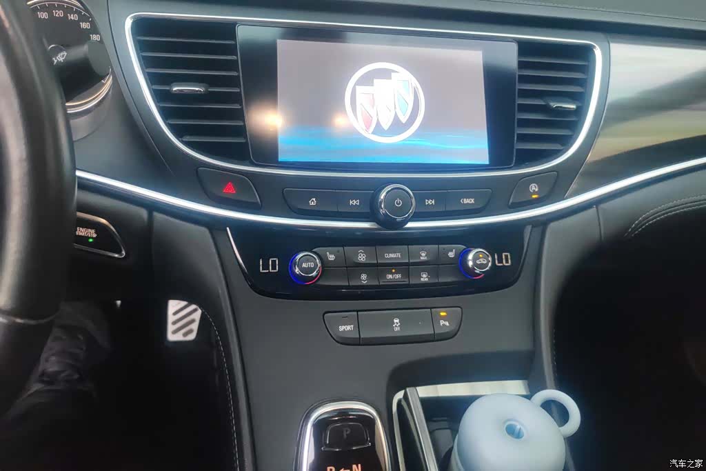 Buick LaCrosse, 2020 13