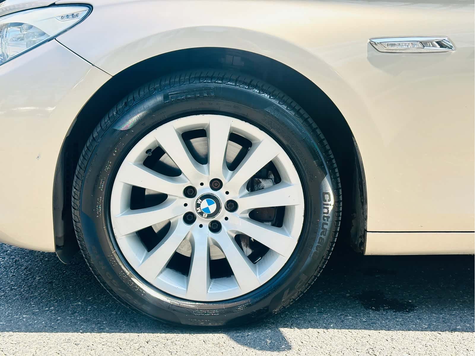 BMW 5 Series, 2011 13