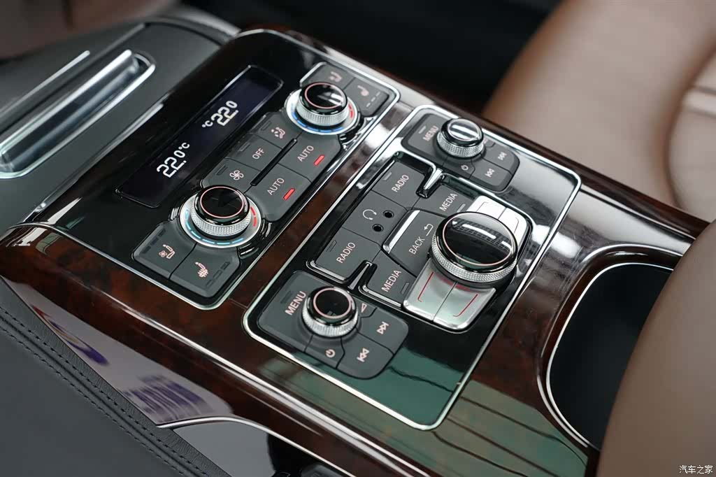 Audi A8L, 2013 19