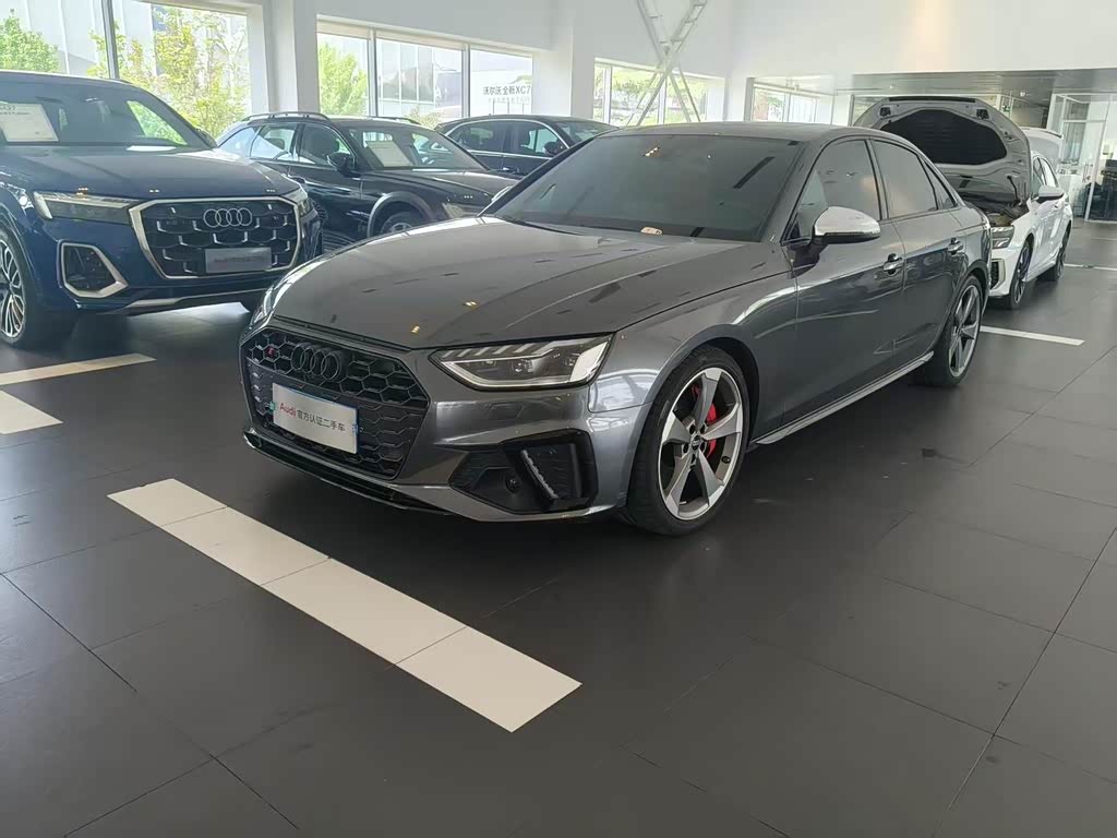 Audi S4