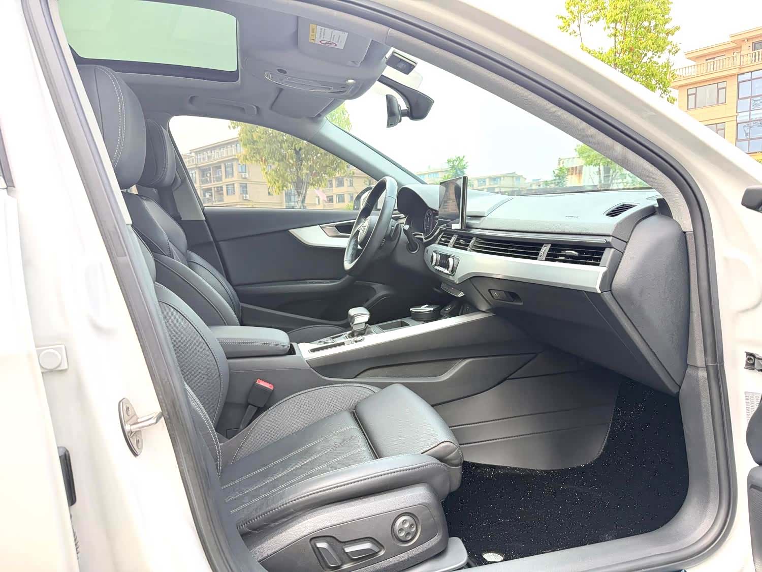 Audi A4L, 2021 6
