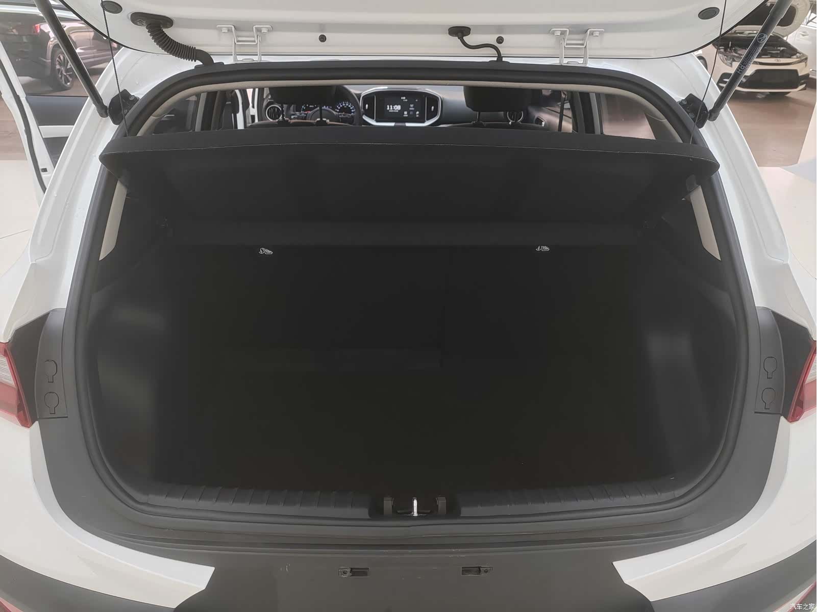 Kia KX1, 2023 20