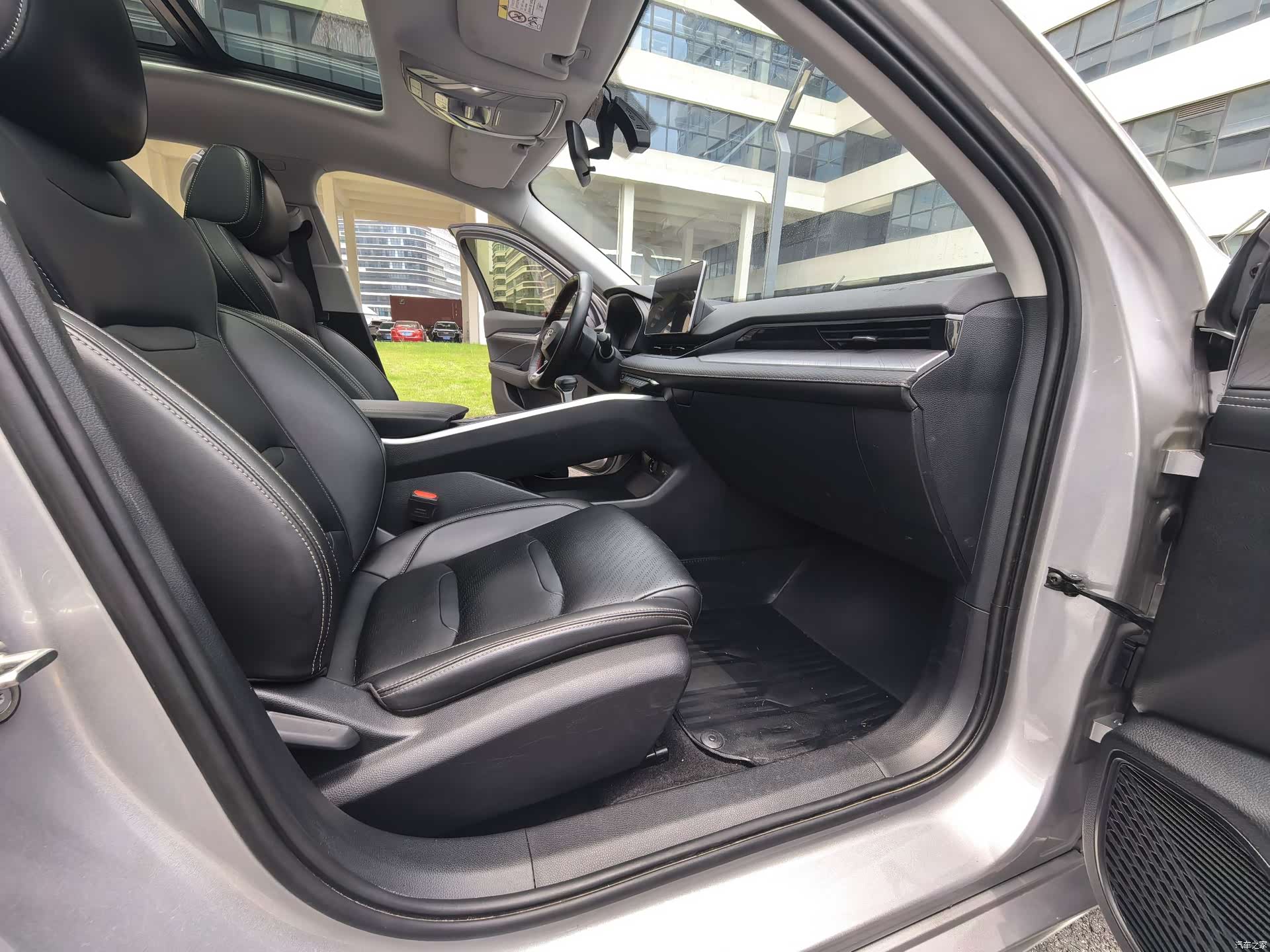 Geely Preface, 2022 6