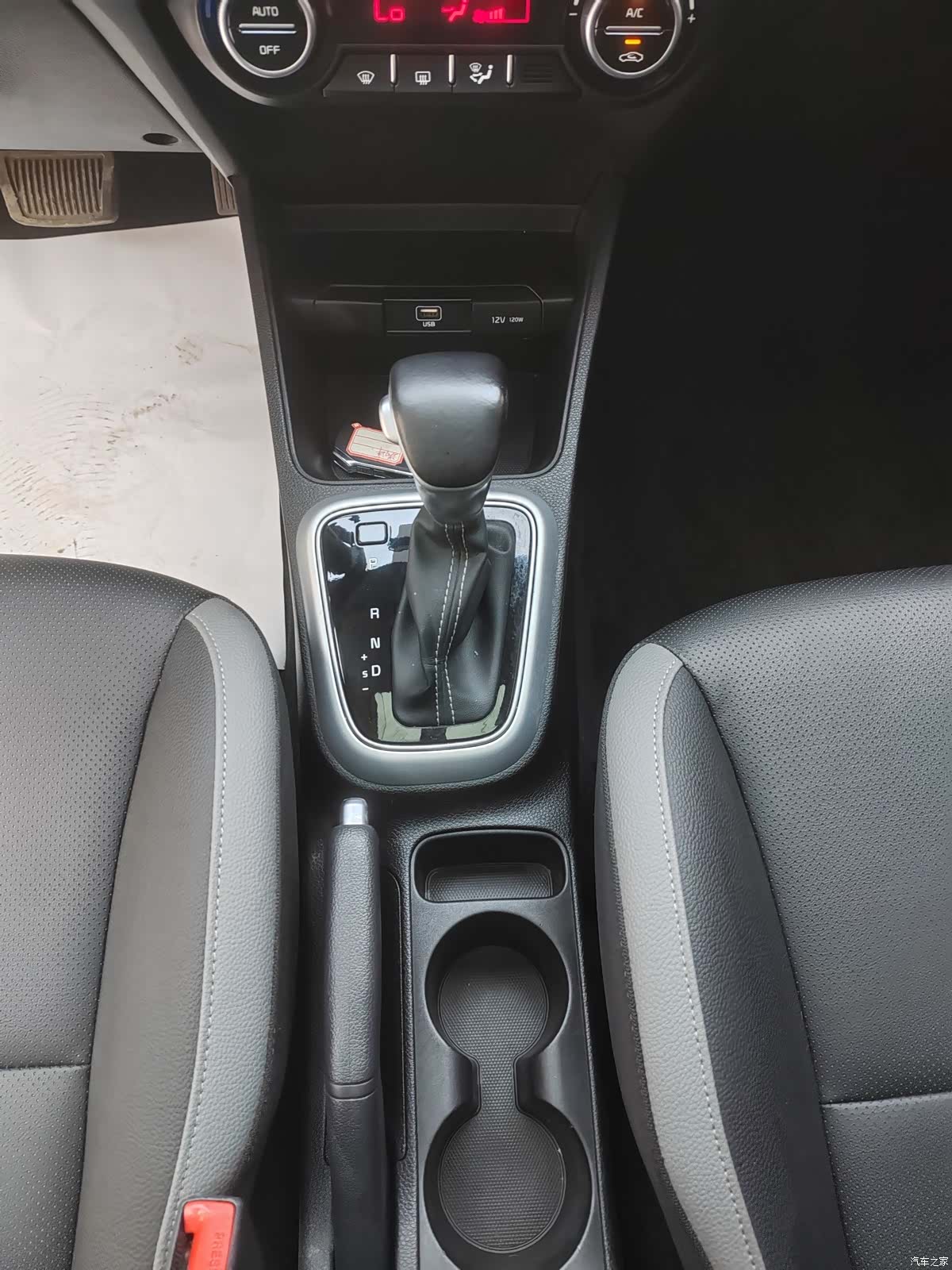 Kia KX1, 2022 17