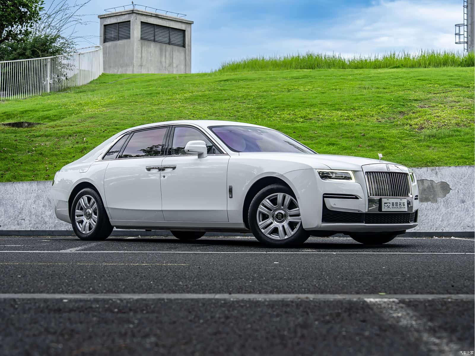 Rolls-Royce Ghost, 2022 3