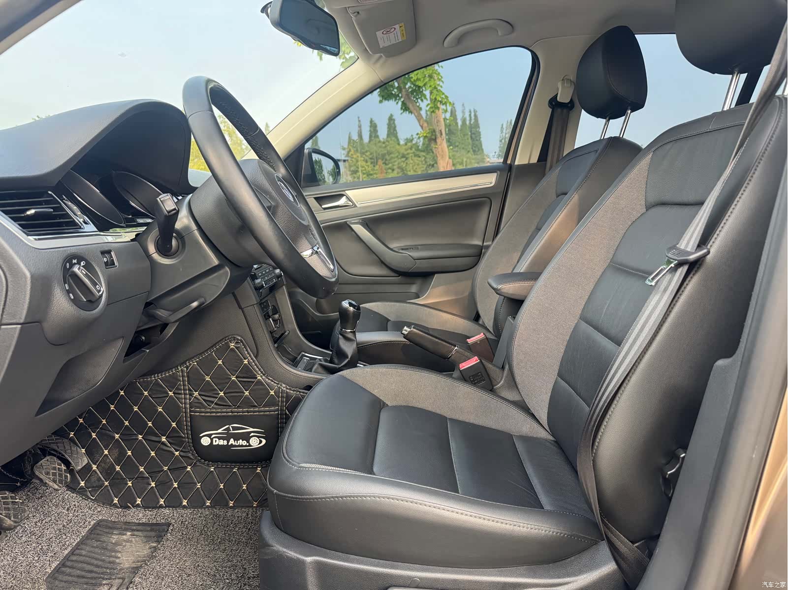 Volkswagen Bora, 2015 12