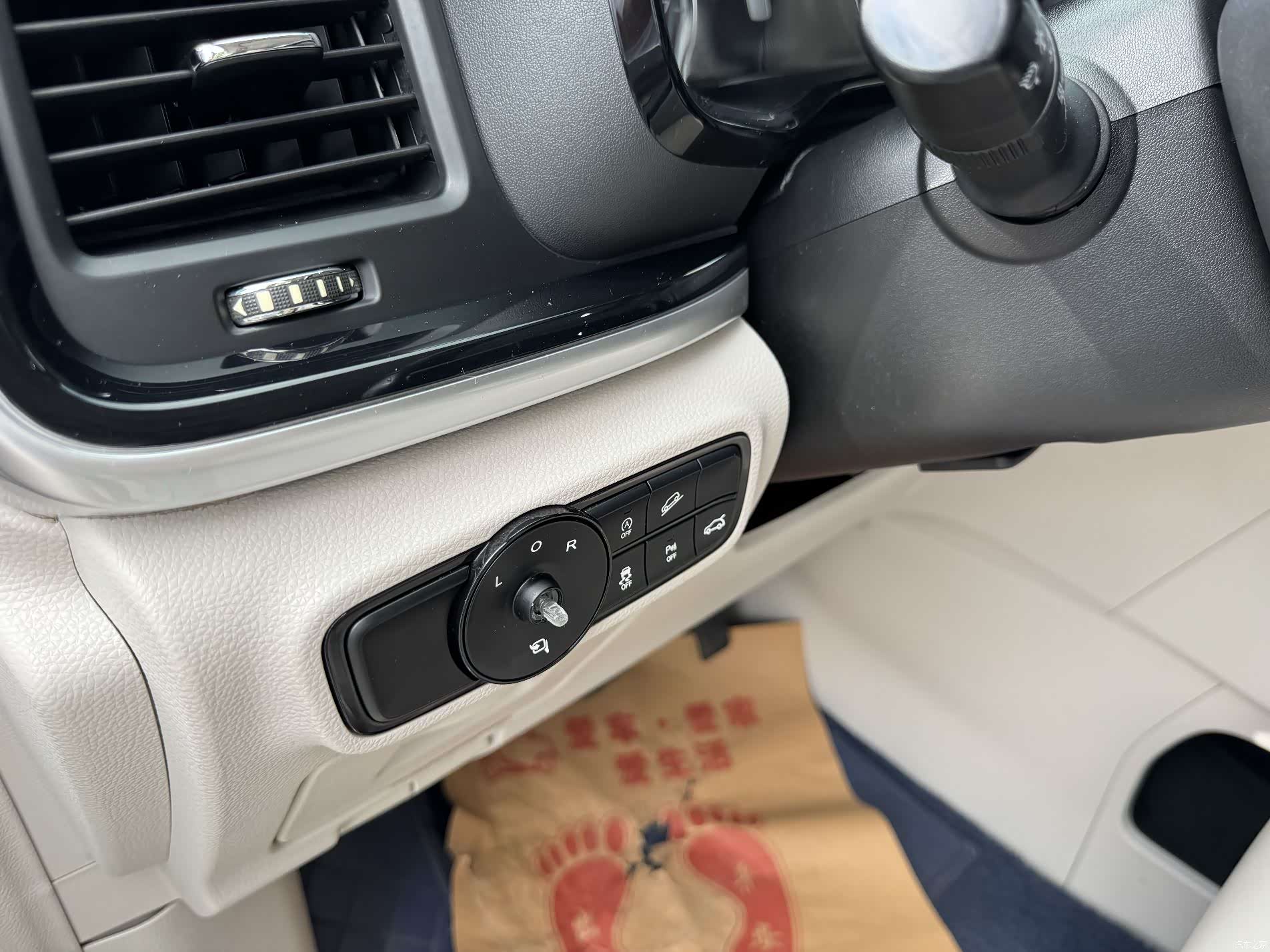Trumpchi M8, 2018 27