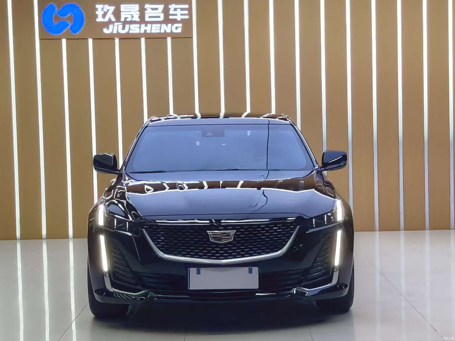 Cadillac CT5, 2023 2