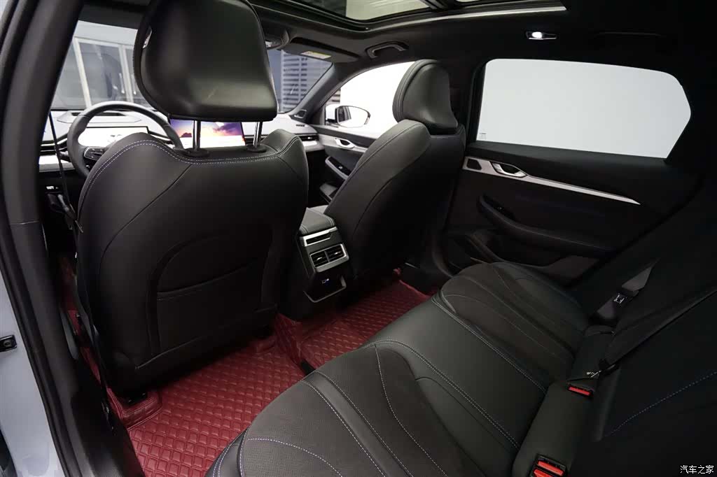 Geely Preface, 2025 13