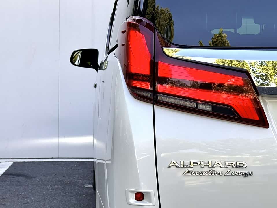 Toyota Elfa Toyota Elfa