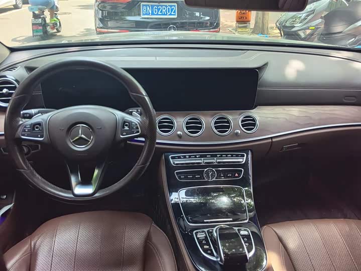 Mercedes-Benz E-Class, 2017 года фото 13