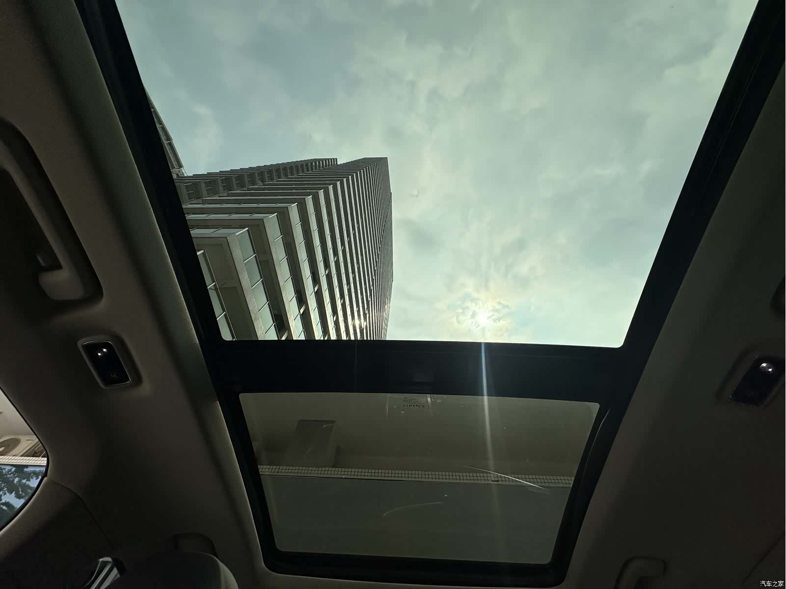 Lynk & Co 01, 2019 18