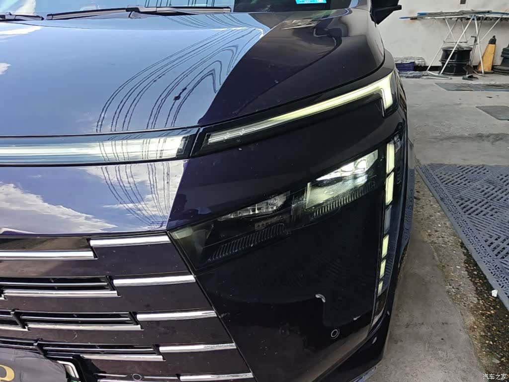 Trumpchi E8, 2024 24