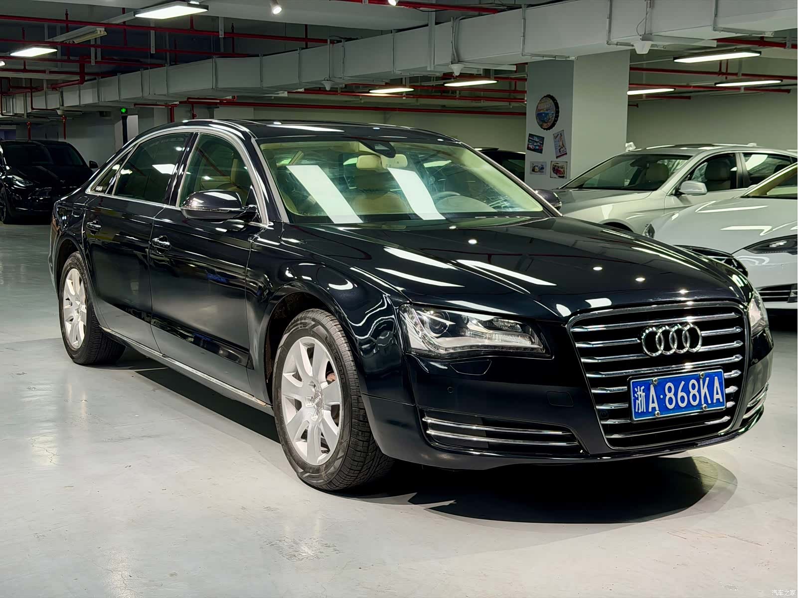 Audi A8L, 2011 3