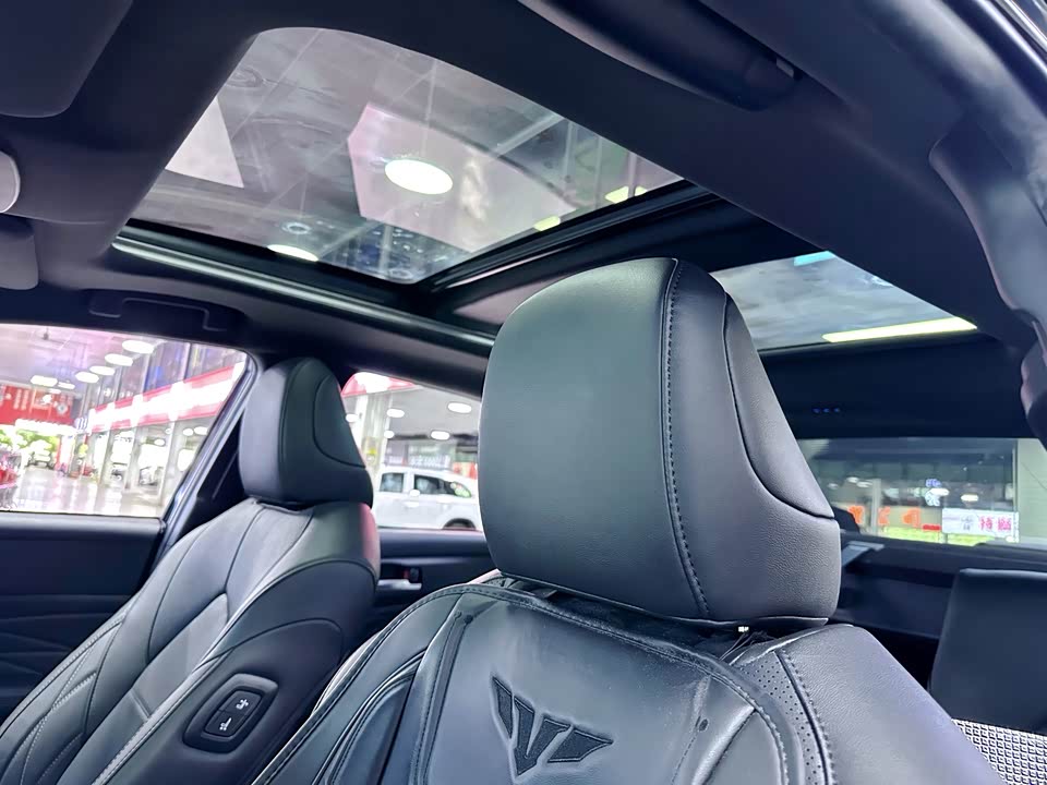 Toyota Asian dragon