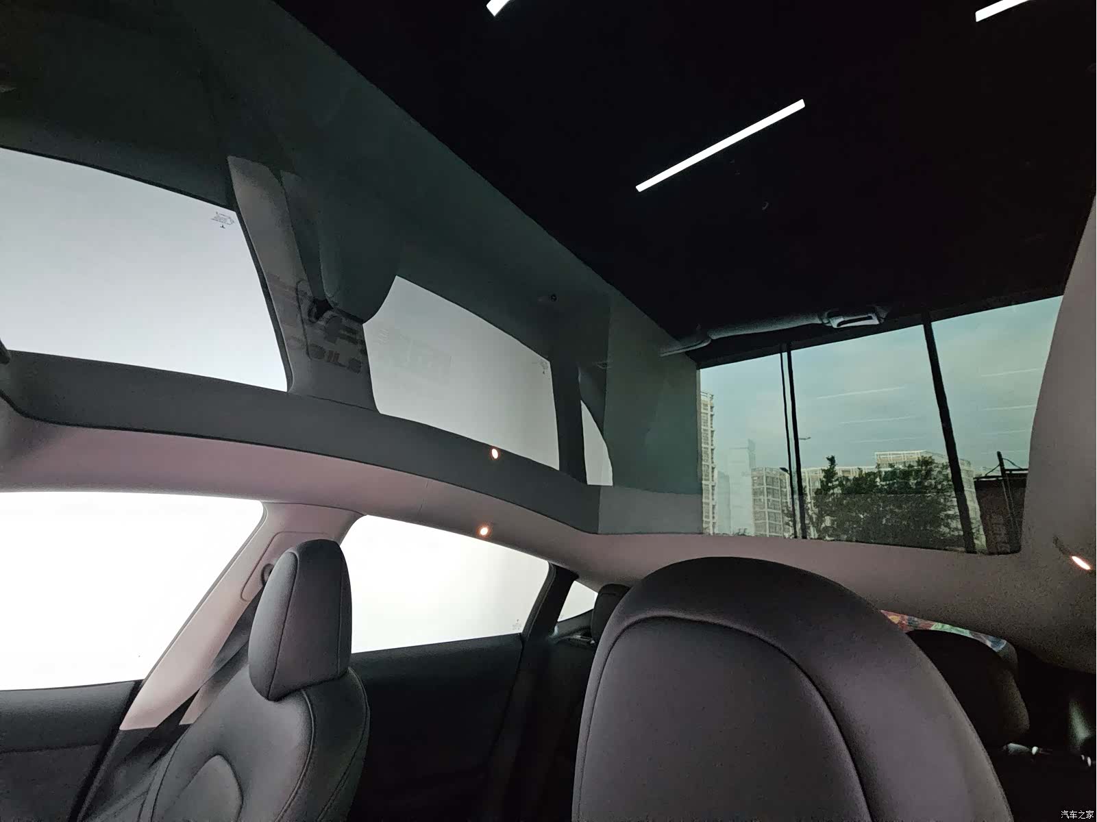 Tesla Model Y, 2021 19