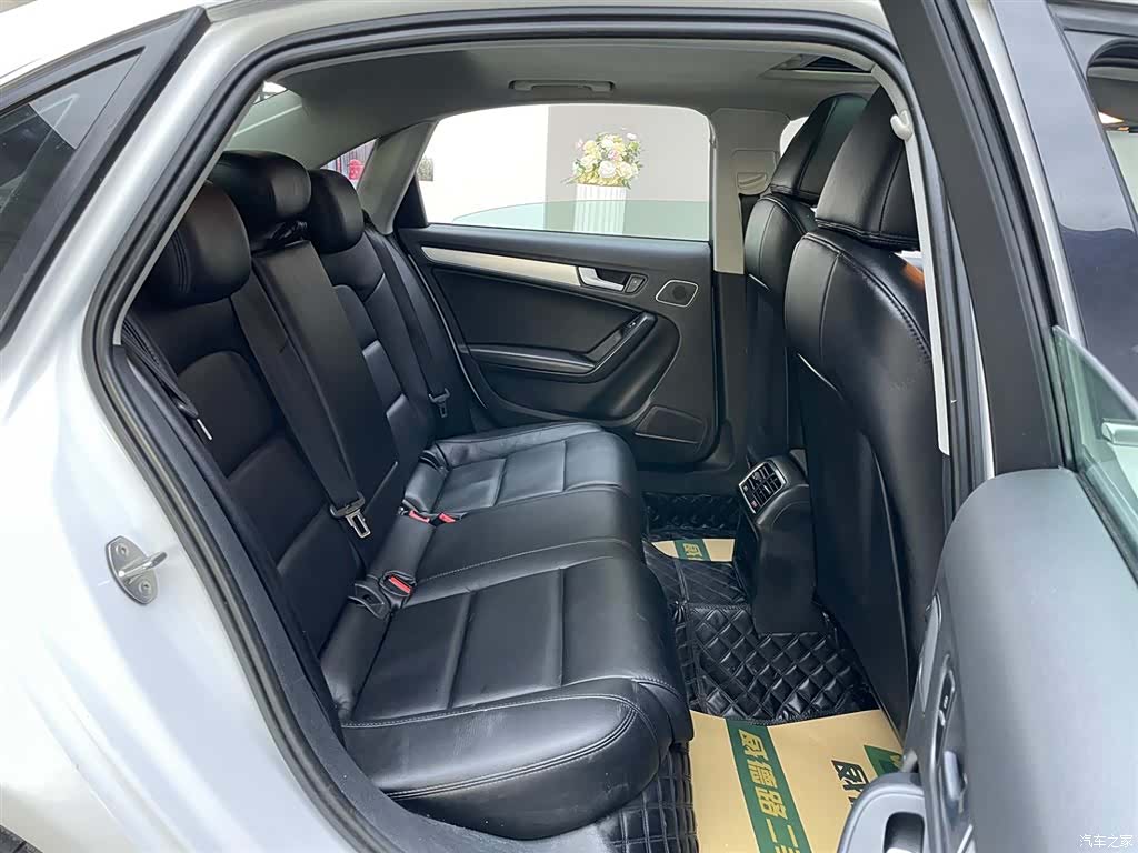 Audi A4L, 2015 17