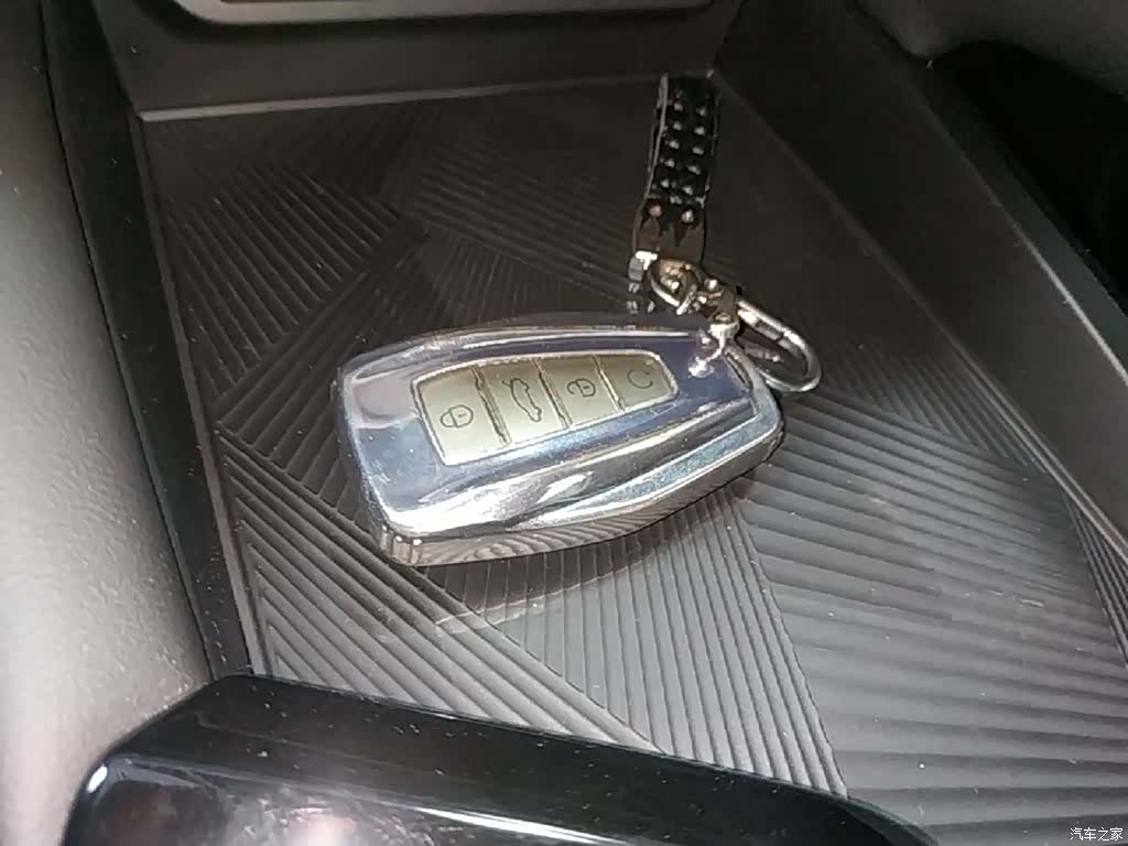Geely Coolray, 2024 9
