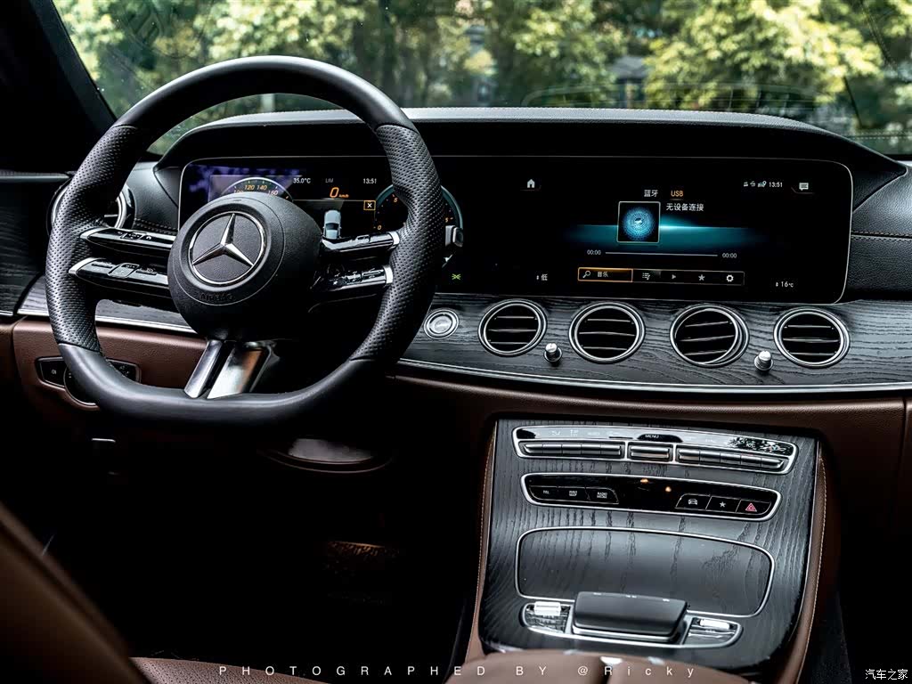 Mercedes-Benz E-Class, 2022 все фото