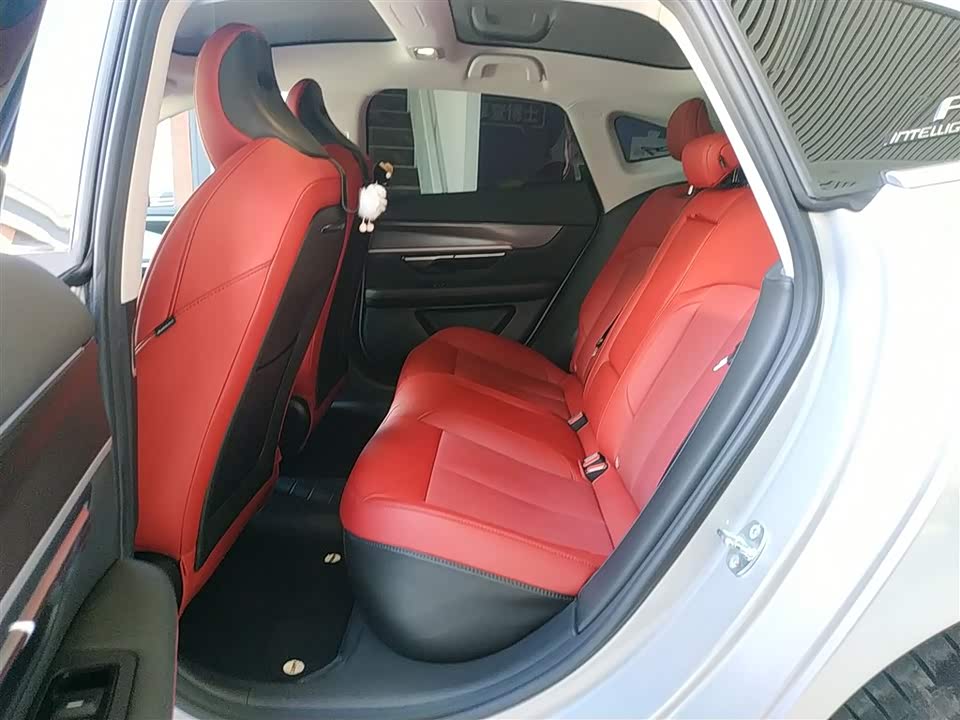 XPENG P7 XPENG P7