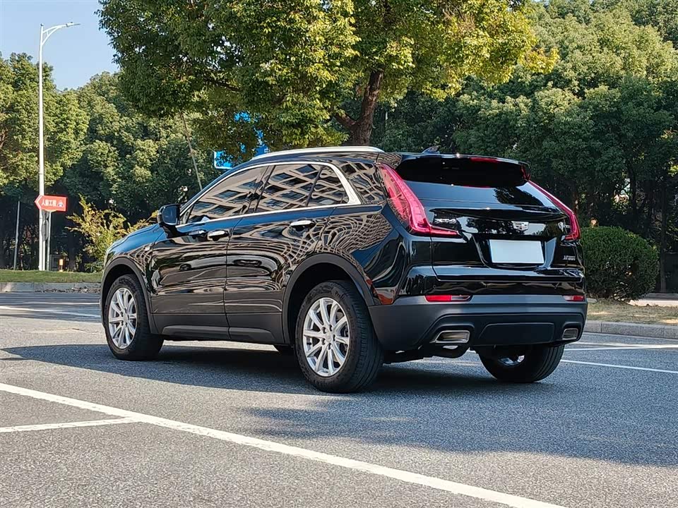 Cadillac XT4